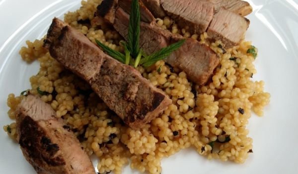 Агнешко с кисело мляко и кускус