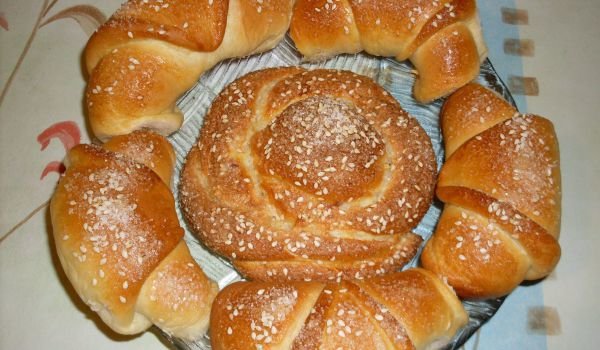 Ароматни кифлички с локум