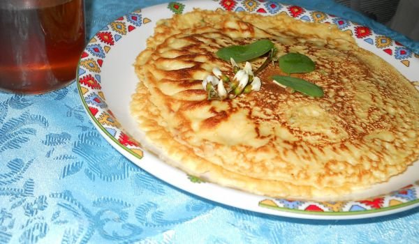 Ароматни палачинки с акация
