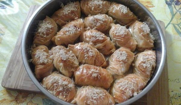 Баклава с орехи и кокос