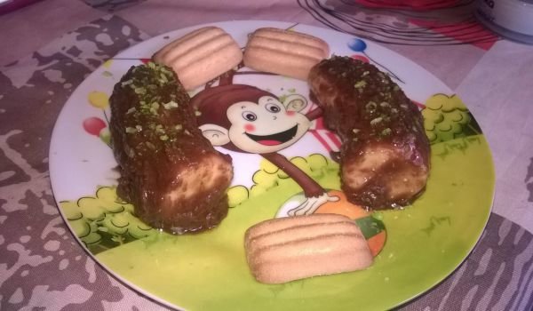 Банани с разтопен шоколад