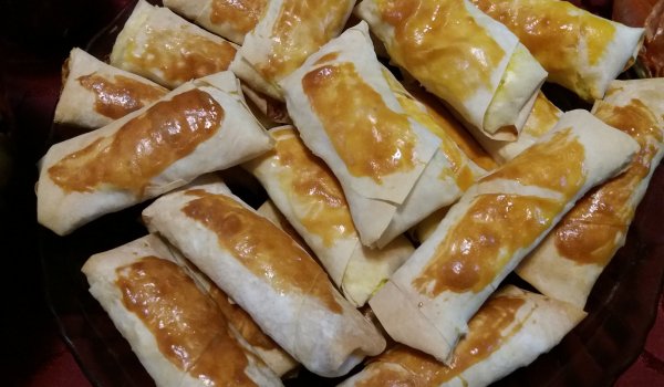Банички от триъгълни кори - Моята Рецепта