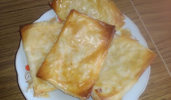 Банички с кисело зеле и картофи