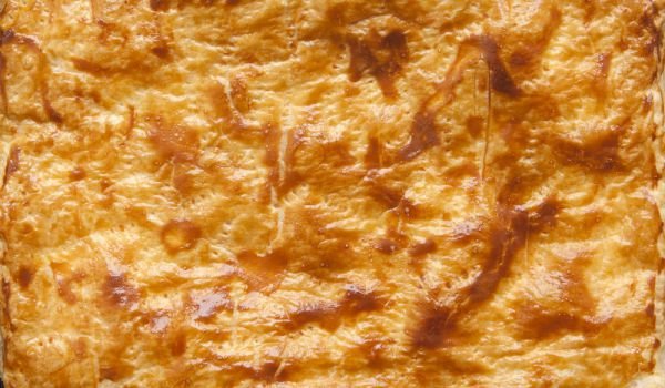 Баница с готови кори и кайма