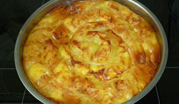 Баница с готови кори и картофи