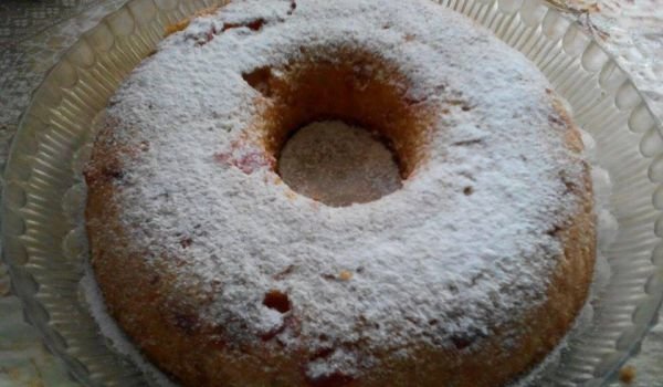 Баница с ягоди в кексова форма