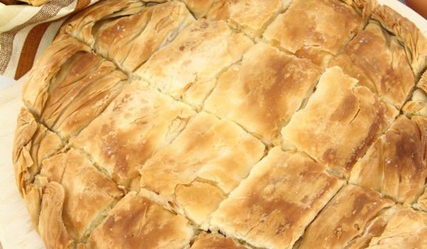 Баница с праз и кисело зеле