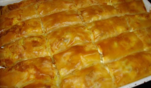Баница с тиквички и сирене