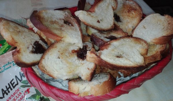 Бейк ролс от готови кифлички с мармалад