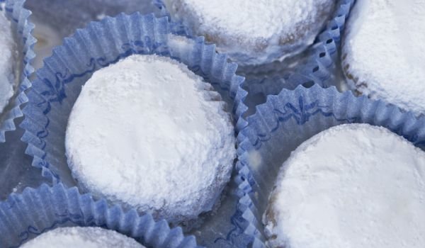 Бели бадемови гръцки сладки