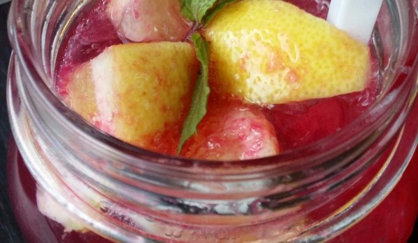 Безалкохолен коктейл от малини