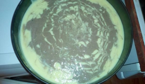 Бисквитен сладкиш с крем ванилия