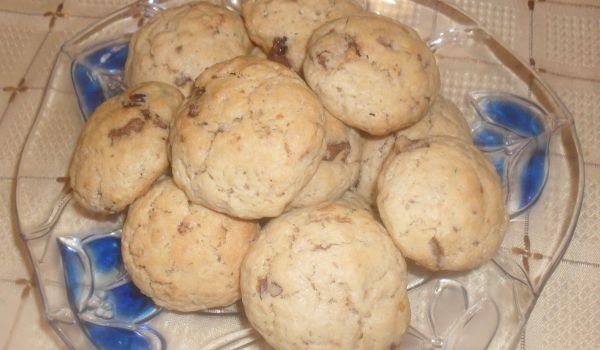 Бисквити с боровинки и стафиди