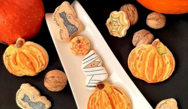 Бисквити с роял айсинг за Хелоуин