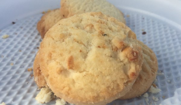 Бисквитки с маргарин и майонеза