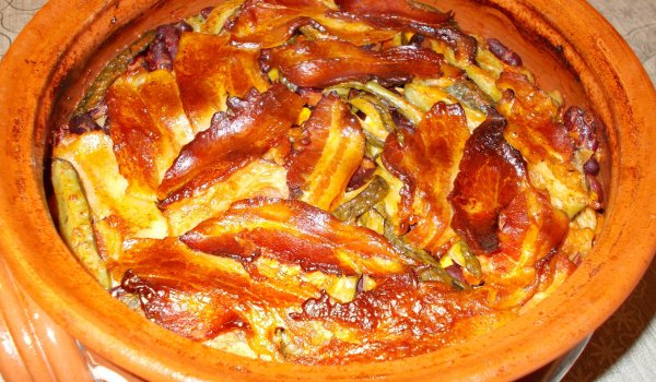 Богат и много вкусен гювеч