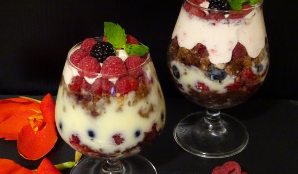 Божествен трайфъл с малини и крем Каталана