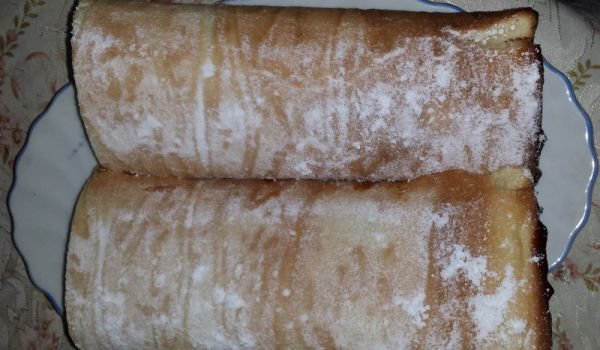 Бомбастично руло с мармалад