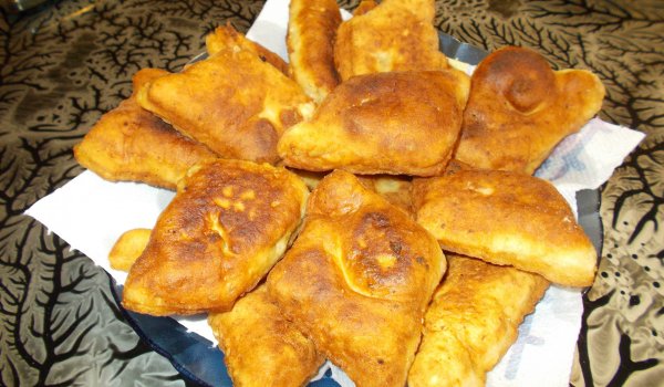 Бухти с извара