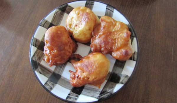 Бухтички с прясно мляко и суха мая