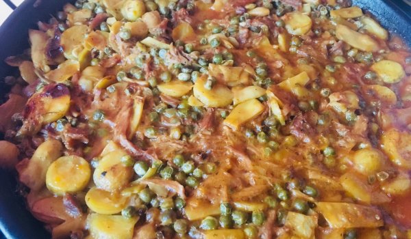 Бърз гювеч с малко продукти