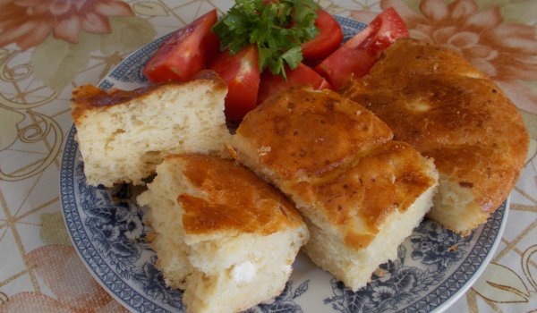 Бърза бъркана закуска с мая