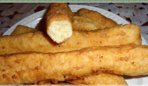 Бързи пирожки със сирене