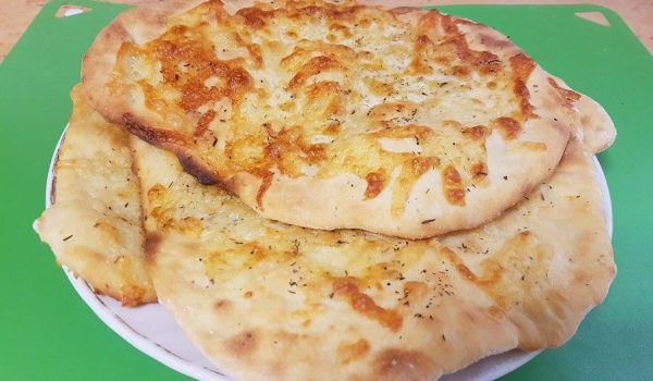Бързи пърленки с кашкавал