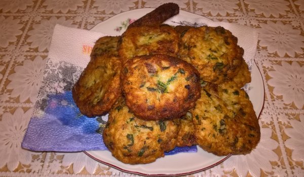 Бързи спаначени кюфтенца