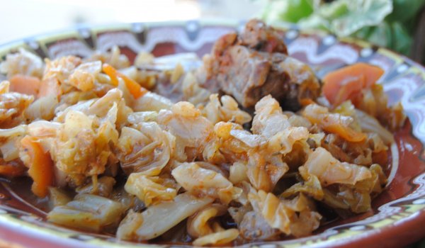 Бързо кисело зеле с месце в тенджера под налягане