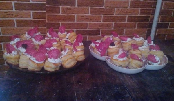 Бушети с пълнеж