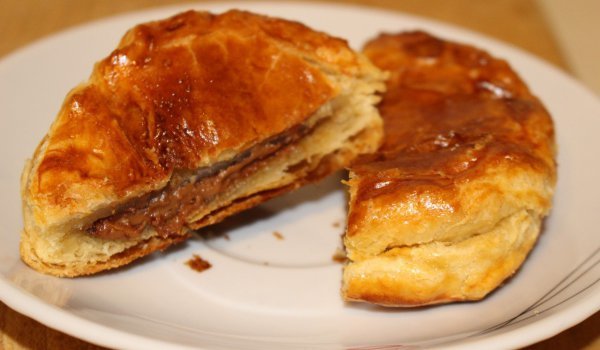 Бутерки с фъстъчено масло и течен шоколад