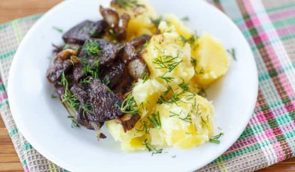 Черен дроб с картофи