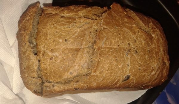 Черен хляб с мътеница