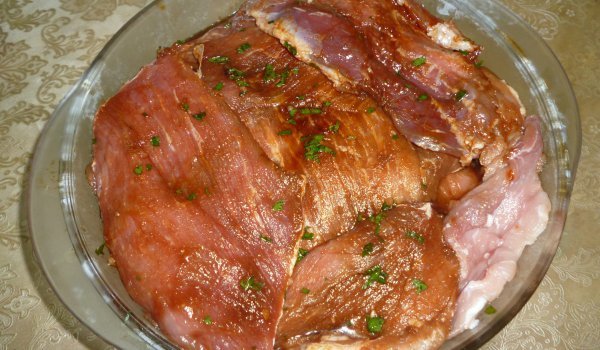 Чеснова марината за пържоли