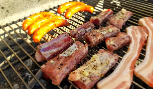 Чеснови ребърца на скара