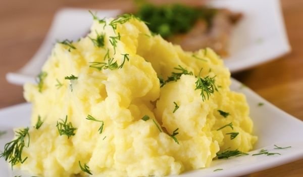 Чесново картофено пюре