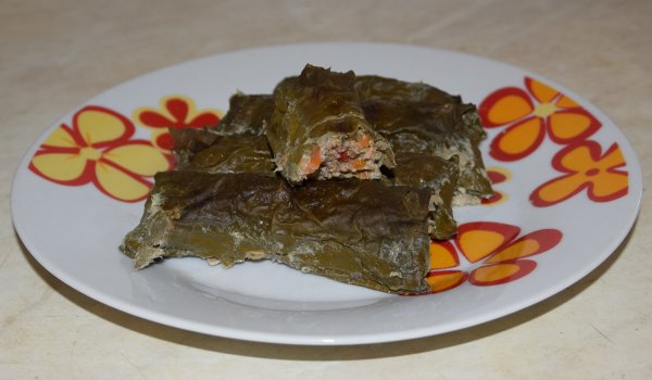 Чифликчийски лозови сарми