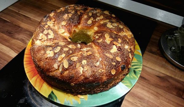Чуден козунак