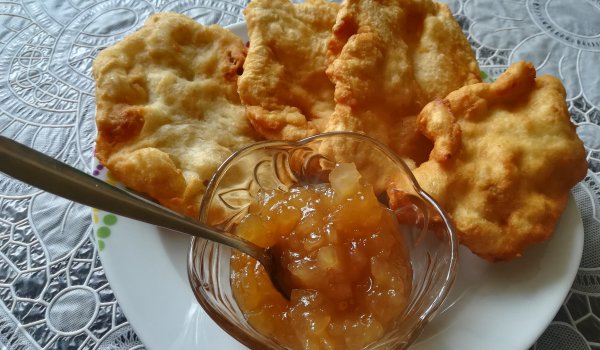 Чудни Родопски Мекици