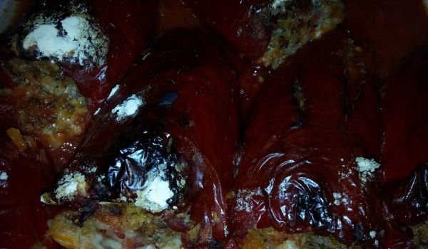 Чушки пълнени с кайма и кашкавал