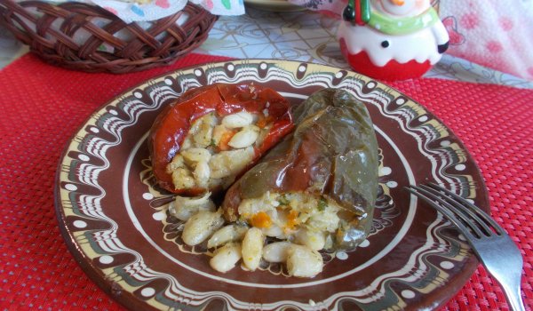 Чушки с бял боб