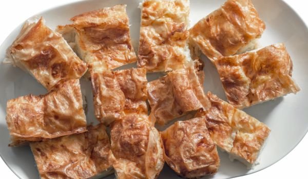 Добруджанска баница с готови кори