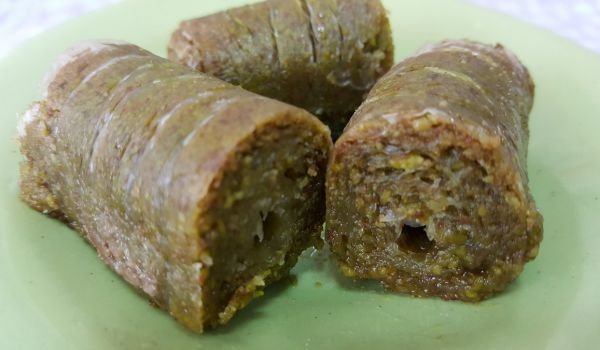 Долма баклавички с шам фъстък