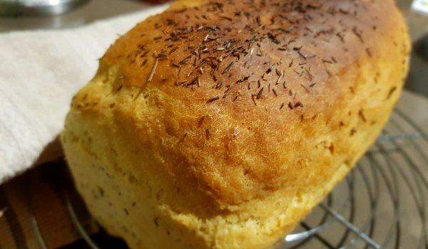 Домашен билков хляб