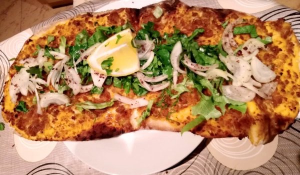 Домашен лахмаджун