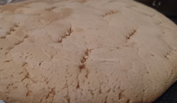 Домашна питка с бадемово мляко