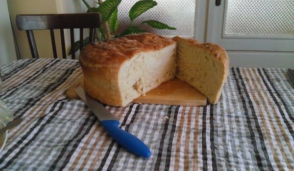 Домашна питка с бяло брашно