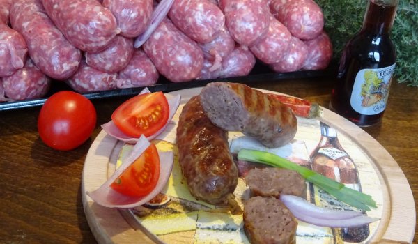 Домашна сурова телешка наденица