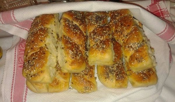 Домашни франзели със семена